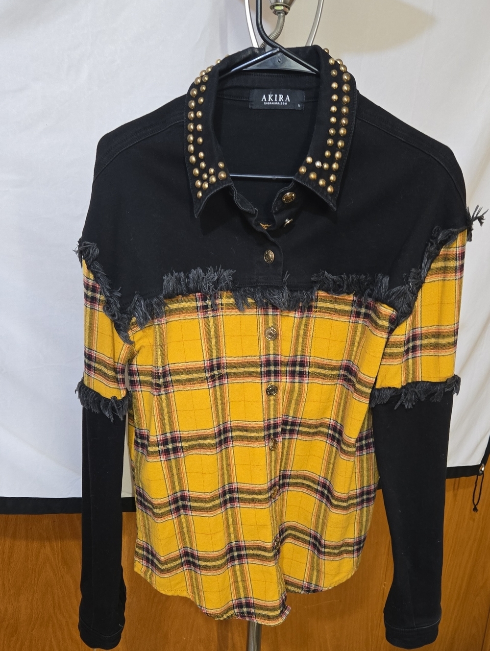 AKIRA Black and Yellow Plaid Stud-Trim Button Shirt S